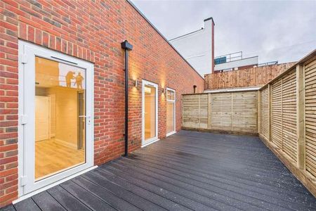 West Street, Maidenhead, Berkshire, SL6 - Photo 5