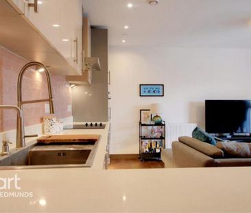 2 bedroom apartment to rent - Photo 5
