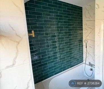 3 bedroom terraced house to rent - Photo 6