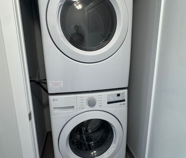 For Lease - 4130 Parkside Village Drive Unit# 3609, Mississauga, On... - Photo 4