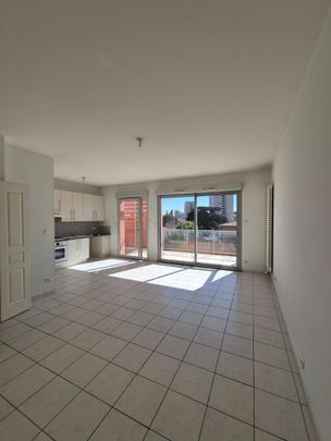 Location Appartement 2 pièces 50m² MACON 71000 - Photo 1