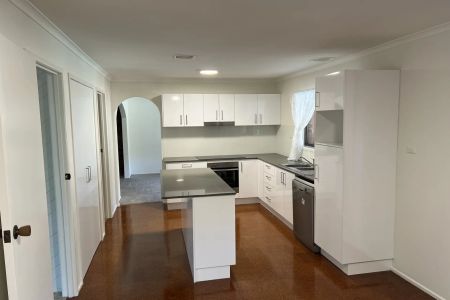 TWO LEVELS AND A POOL, READY TO RENT!! - Photo 5