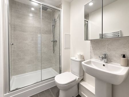 Flat to rent - Swanley, BR8 - Photo 5