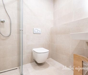 Pronájem bytu 1+kk 33 m2 - Фото 3