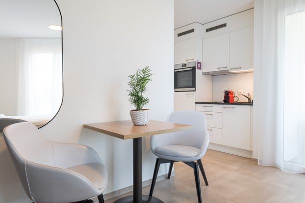 1.5 Zimmerwohnung mit Balkon - 10 Minuten vom Bahnhof entfernt - Foto 1