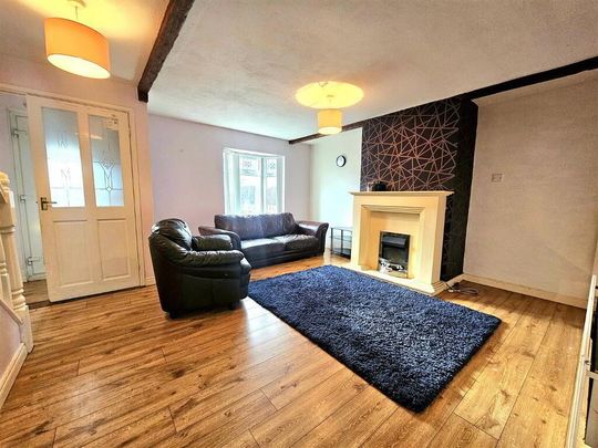 50 Ballygomartin Drive, Belfast, BT13 3UB - Photo 1