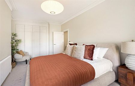 4 bedroom apartment to rent - Photo 4