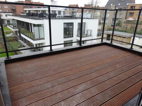 Appartement te huur - Photo 1