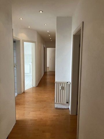 Schicke 4 Zimmerwohnung mit Tageslichtbad ohne Balkon - Photo 3