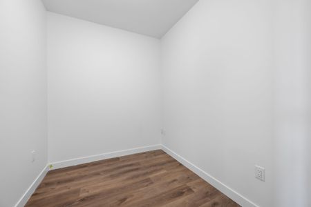 For Lease - 461 Green Road Unit# 315, Hamilton, Ontario - Photo 4