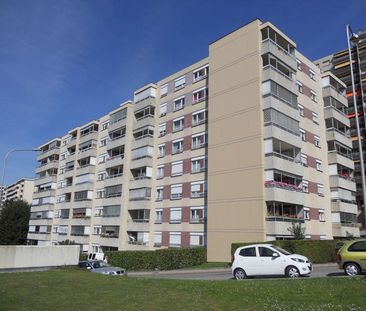 Appartement de 2.5 pièces au 7ème étage avec balcon à Lausanne - Photo 1