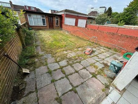 Clifford Road, Hounslow, TW4 - Photo 4