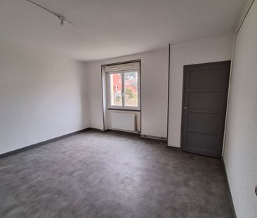 Location - Appartement T4 - 76 m² - Damprichard - Photo 5
