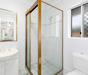 Charming Two Bedroom Unit Close To PA Hospital - Photo 6