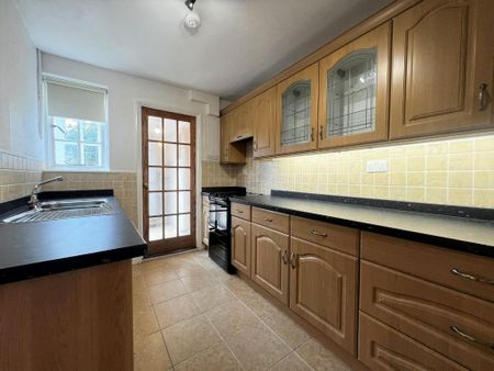 2 bedroom terraced house to rent - Photo 3