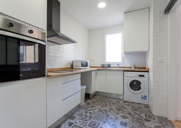 Room with double bed in Actor Llorens Street