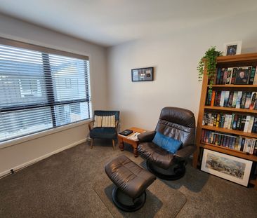 Central Hutt Living – 3 Bedrooms Plus - Photo 1