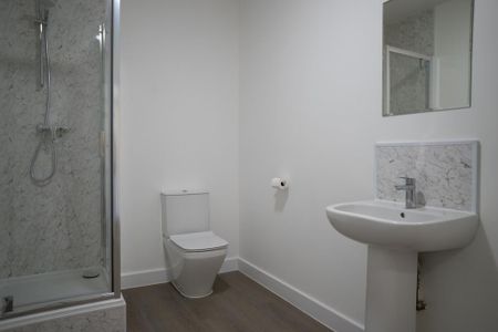 84 bedroom house share to rent - Photo 5