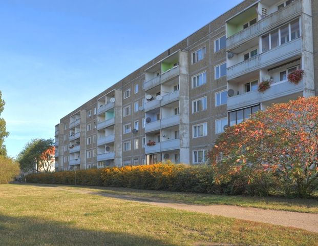 Günstige 2-Raum-Wohnung in Ammendorf! - Photo 1