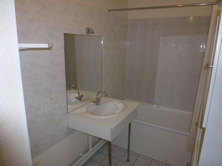 Location Appartement 1 pièce 33m² ESBLY 77450 - Photo 3