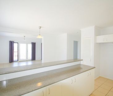 Sapphire Beach, 13 Canomie Street - Photo 1