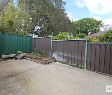 Rent including water bill - Photo 5