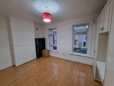 Pemdevon Road, Croydon - Photo 4