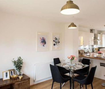 Cromwell Road, Ellesmere, CH65 - Photo 2