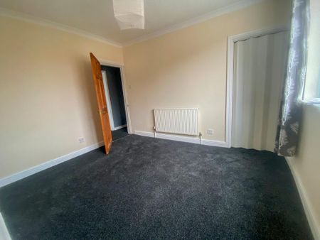 2 bedroom end of terrace house to rent - Photo 3