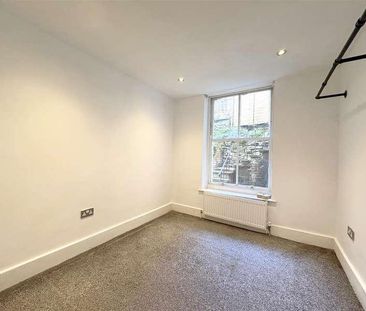 Warrior Square, St. Leonards, TN37 - Photo 5