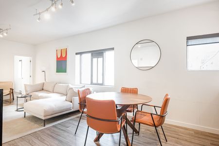 Castle Lofts - Photo 4