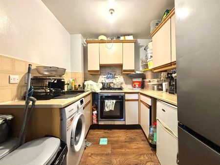 1 bedroom apartment - Photo 3