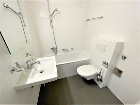 Proche aéroport dans un quartier familial - Foto 4