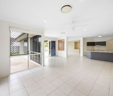 Peaceful Family Living - Photo 6