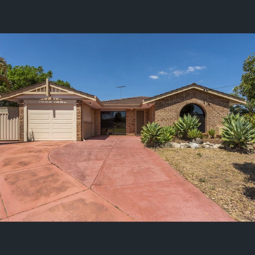 22 Lorne Bend, Secret Harbour, WA 6173 - Photo 1
