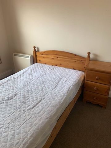 3 bedroom apartment to rent - Photo 4