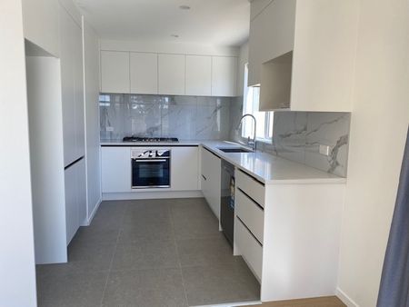 A 2-storey Houses with internal access garage in Howick - Photo 4
