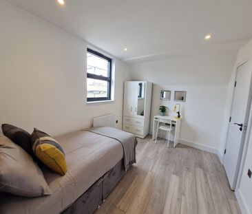 Studio Flat, Kynaston Road, N16 - Photo 2