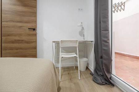 Carrer del Duc de Mandas, Valencia, Valencian Community 46019 - Photo 5