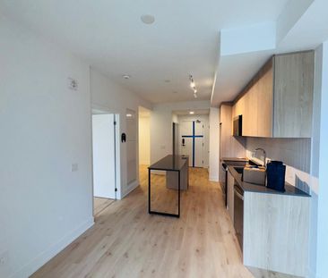 For Lease - 3008 William Cutmore Boulevard Unit# 409, Oakville, Ont... - Photo 2