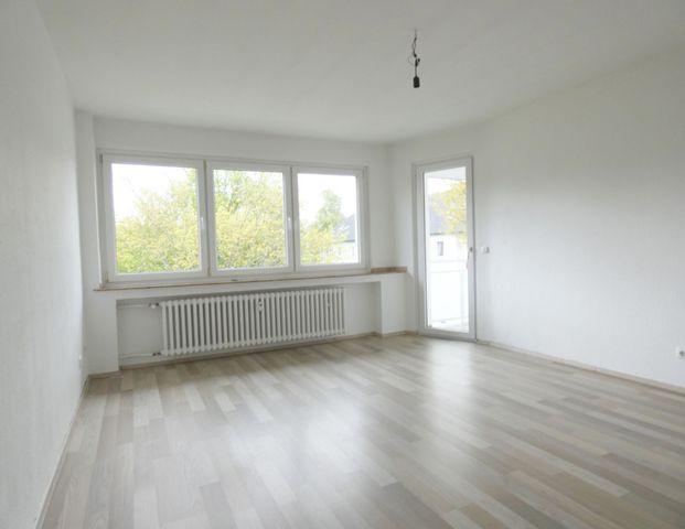 Modernisierte 3-Zi.-Whg. mit Balkon in angrenzender Nähe zu E-Haarzopf! - Photo 1