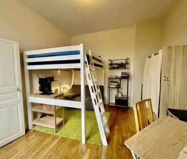 Location Appartement 6 pièces 129m² AUXERRE 89000 - Photo 5