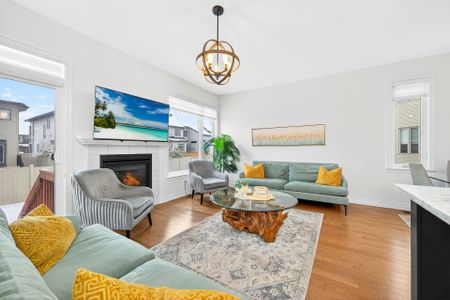 For Lease - 705 Capricorn Circle, Blossom Park - Airport and Area, Ontario - Photo 2