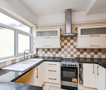 3 Bed Terraced House, Torus Road, L13 - Photo 4