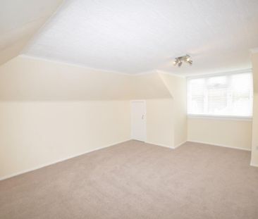 4 bedroom bungalow to rent - Photo 3