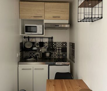 Location appartement 1 pièce, 14.33m², Rochefort - Photo 1