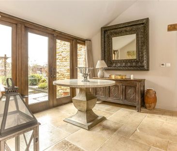 5 bedroom detached house to rent - Photo 3