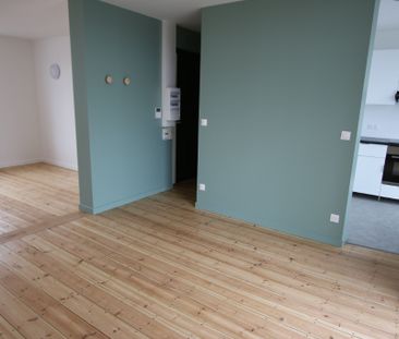 Location Appartement 1 pièce 41m² LILLE 59000 - Photo 5