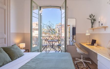 Carrer de Pons i Gallarza, Barcelona, Catalonia 08030 - Photo 3