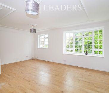 3 bedroom apartment to rent Melville Court, Nottingham, NG3 - Photo 2